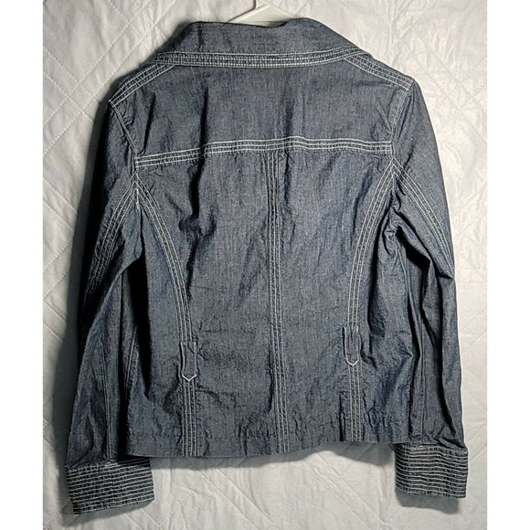 Woman's Chicos Denim Button Front Chambray Jacket W Belt Size 0 - Picture 6 of 16